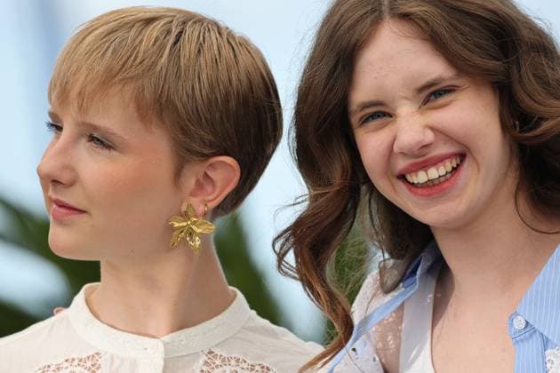 Cannes - Jeunes Meres Photocall Janaïna Halloy and Babette Verbeek pose during the Jeunes Mères photocall at the 78th annual Cannes Film Festival at Palais des Festivals on May 24, 2025 in Cannes, France. Photo by Shootpix ABACAPRESS.COM Cannes France  Copyright: xShootpix ABACAx