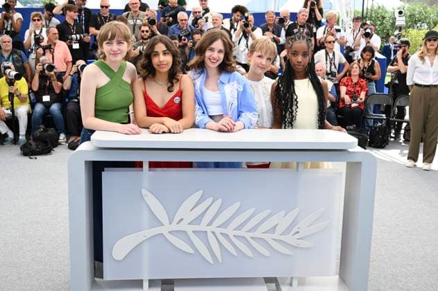 78eme Festival International du Film de Cannes Photocall of the film Jeunes Meres 445079 2025 05 24 France Hilmi, Samia Houben, Elsa Verbeek, Babette Laruelle, Lucie Halloy Fokan, Janaina  Copyright: xSergexArnalx xStarfacex STAR_445079_018