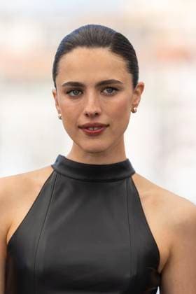Photocall du film Honey don t lors du 78ème Festival International du Film de Cannes Margaret Qualley Photocall du film Honey Don t lors du 78ème Festival International du Film de Cannes le 24 mai 2025 Jacovides Moreau Bestimage Photocall for the film Honey Don td during the 78th Cannes International Film Festival on May 24, 2025 Cannes France  Copyright: xJACOVIDES-MOREAUx xBESTIMAGExJACOVIDES-MOREAUx xBESTIMAGEx