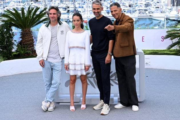 Cannes, 78th Cannes Film Festival 2025, Photocall film: 13 Jours 13 Nuits Cannes, 78th Cannes Film Festival 2025, Photocall film: 13 Jours 13 Nuits In the photo: Dimitri Rassam, Lyna Khoudri, Martin Bourboulon, Roschdy Zem Cannes France  Copyright: xIPA ABACAx