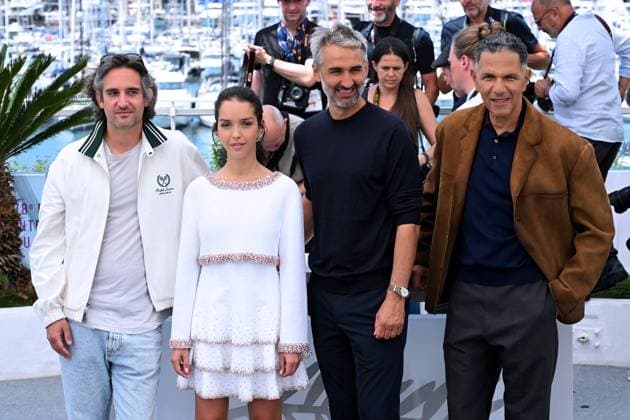Cannes, 78th Cannes Film Festival 2025, Photocall film: 13 Jours 13 Nuits Cannes, 78th Cannes Film Festival 2025, Photocall film: 13 Jours 13 Nuits In the photo: Dimitri Rassam, Lyna Khoudri, Martin Bourboulon, Roschdy Zem Cannes France  Copyright: xIPA ABACAx