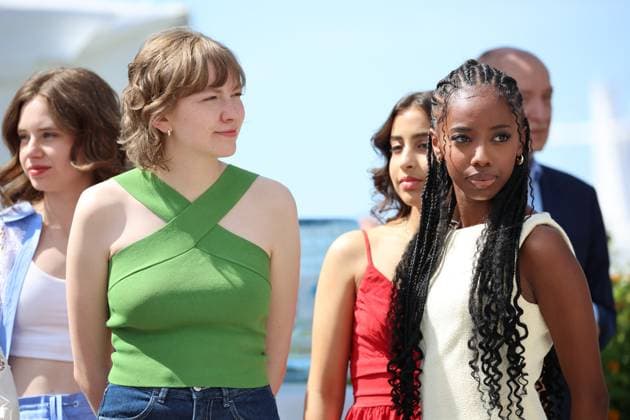 Jeunes Meres Photocall - The 78th Annual Cannes Film Festival Lucie Laruelle, Elsa Houben - Jeunes Meres Photocall - The 78th Annual Cannes Film Festival in Cannes, France on May 24, 2025.  Copyright: x Chassery+Courdjix