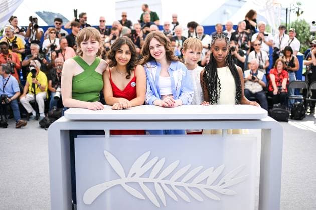 Cannes Jeunes Meres Photocall AM Elsa Houben, Samia Hilmi, Babette Verbeek, Janaina Halloy and Lucie Laruelle attending the Jeunes Meres Photocall in Cannes, France on May 24, 2025 as part of the 78th Cannes Film Festival. Photo by Aurore Marechal ABACAPRESS.COM Cannes France  Copyright: xMarechalxAurore ABACAx