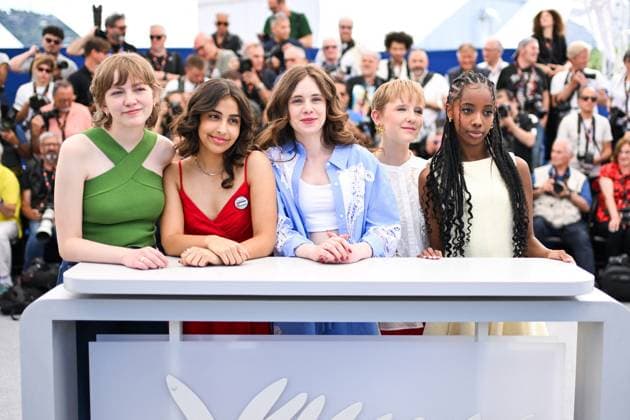 Cannes Jeunes Meres Photocall AM Elsa Houben, Samia Hilmi, Babette Verbeek, Janaina Halloy and Lucie Laruelle attending the Jeunes Meres Photocall in Cannes, France on May 24, 2025 as part of the 78th Cannes Film Festival. Photo by Aurore Marechal ABACAPRESS.COM Cannes France  Copyright: xMarechalxAurore ABACAx