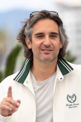 Photocall du film 13 Jours 13 Nuits lors du 78ème Festival International du Film de Cannes Dimitri Rassam Photocall du film 13 Jours 13 Nuits lors du 78ème Festival International du Film de Cannes le 24 mai 2025 Jacovides Moreau Bestimage Photocall for the film 13 Jours 13 Nuits during the 78th Cannes International Film Festival on May 24, 2025 Cannes France  Copyright: xJACOVIDES-MOREAUx xBESTIMAGExJACOVIDES-MOREAUx xBESTIMAGEx
