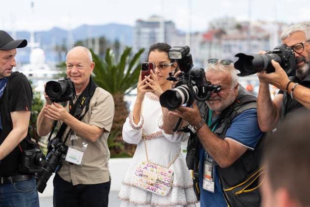 Photocall du film 13 Jours 13 Nuits lors du 78ème Festival International du Film de Cannes Lyna Khoudri Photocall du film 13 Jours 13 Nuits lors du 78ème Festival International du Film de Cannes le 24 mai 2025 Jacovides Moreau Bestimage Photocall for the film 13 Jours 13 Nuits during the 78th Cannes International Film Festival on May 24, 2025 Cannes France  Copyright: xJACOVIDES-MOREAUx xBESTIMAGExJACOVIDES-MOREAUx xBESTIMAGEx