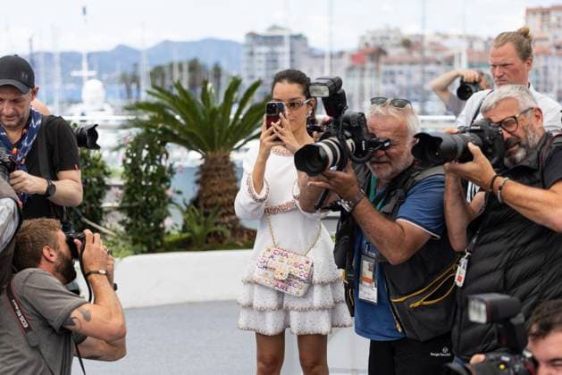 Photocall du film 13 Jours 13 Nuits lors du 78ème Festival International du Film de Cannes Lyna Khoudri Photocall du film 13 Jours 13 Nuits lors du 78ème Festival International du Film de Cannes le 24 mai 2025 Jacovides Moreau Bestimage Photocall for the film 13 Jours 13 Nuits during the 78th Cannes International Film Festival on May 24, 2025 Cannes France  Copyright: xJACOVIDES-MOREAUx xBESTIMAGExJACOVIDES-MOREAUx xBESTIMAGEx