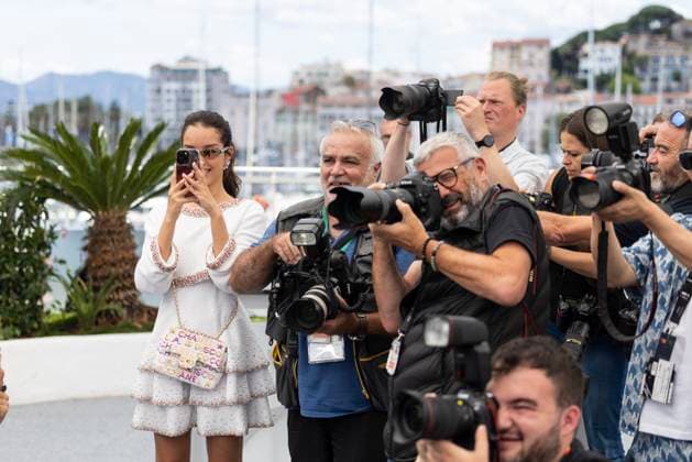 Photocall du film 13 Jours 13 Nuits lors du 78ème Festival International du Film de Cannes Lyna Khoudri Photocall du film 13 Jours 13 Nuits lors du 78ème Festival International du Film de Cannes le 24 mai 2025 Jacovides Moreau Bestimage Photocall for the film 13 Jours 13 Nuits during the 78th Cannes International Film Festival on May 24, 2025 Cannes France  Copyright: xJACOVIDES-MOREAUx xBESTIMAGExJACOVIDES-MOREAUx xBESTIMAGEx