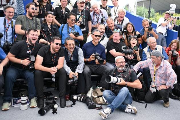 Entertainment Bilder des Tages Cannes 13 Jours 13 Nuits Photocall AM Roschdy Zem and photographers attending the 13 Jours 13 Nuits Photocall in Cannes, France on May 24, 2025 as part of the 78th Cannes Film Festival. Photo by Aurore Marechal ABACAPRESS.COM Cannes France  Copyright: xMarechalxAurore ABACAx