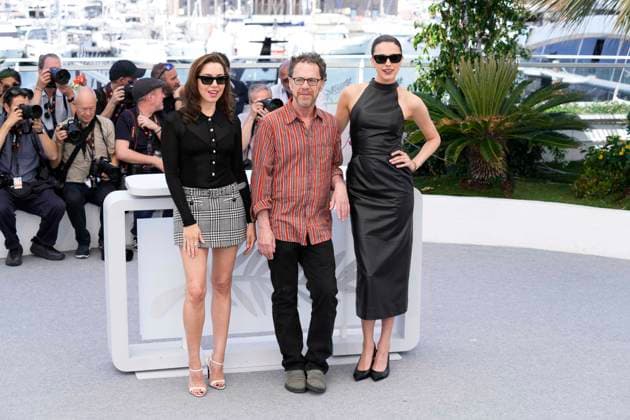 Honey Don t! Photocall - The 78th Annual Cannes Film Festival Aubrey Plaza, Ethan Coen and Margaret Qualley during the Honey Don t! photocall at the 78th annual Cannes Film Festival at Palais des Festivals on May 24, 2025 in Cannes, France. Cannes France  Copyright: xDanielexCifalÃ x originalFilename: cifala-notitle250524_npfCL.jpg