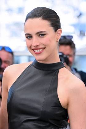 Cannes, France: Cannes, 78th Cannes Film Festival 2025, Photocall of the film Honey don t! In the photo: Margaret Qualley Cannes France  - ZUMAp169 20250524_zea_p169_403 Copyright: xTerenghi Ipax