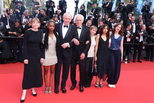 Cannes - Closing Ceremony Red Carpet Lucie Laruelle, Janaina Halloy, Luc Dardenne, Jean Pierre Dardenne, Babette Verbeek, Samia Hilmi and Elsa Houben attending the closing ceremony red carpet at the 78th annual Cannes Film Festival at Palais des Festivals on May 24, 2025 in Cannes, France. Photo by Jerome Domine ABACAPRESS.COM Cannes France  Copyright: xDominexJerome ABACAx