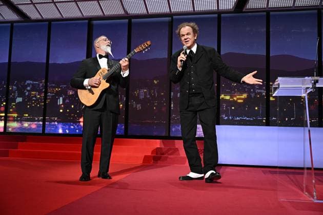 Cannes - Closing Ceremony US actor John C. Reilly sings on stage during the closing ceremony at the 78th edition of the Cannes Film Festival in Cannes, France, on May 24, 2025. Photo by David Niviere ABACAPRESS.COM Cannes France  Copyright: xNivierexDavid ABACAPRESS.COMx