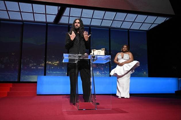 Cannes - Closing Ceremony French-Spanish film director Oliver Laxe delivers a speach on stage after winning the Jury Prize for the film Sirat during the closing ceremony at the 78th edition of the Cannes Film Festival in Cannes, France, on May 24, 2025. Photo by David Niviere ABACAPRESS.COM Cannes France  Copyright: xNivierexDavid ABACAPRESS.COMx