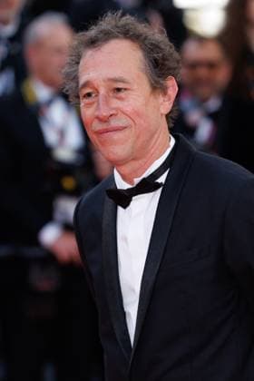 M Montée des marches de la cérémonie de clôture du 78ème Festival International du Film de Cannes Bertrand Bonello Montée des marches de la cérémonie de clôture du 78ème Festival International du Film de Cannes, au Palais des Festivals à Cannes Le 24 mai 2025 Jacovides Moreau Bestimage Red carpet for the closing ceremony during the 78th Cannes International Film Festival at the Palais des Festivals in Cannes, France On may 24th 2025 Cannes France  Copyright: xJACOVIDES-MOREAUx xBESTIMAGExJACOVIDES-MOREAUx xBESTIMAGEx