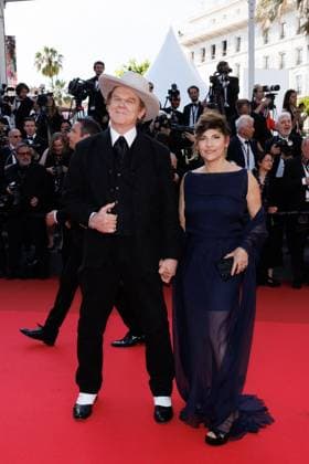 M Montée des marches de la cérémonie de clôture du 78ème Festival International du Film de Cannes John C Reilly et sa femme Alison Dickey Montée des marches de la cérémonie de clôture du 78ème Festival International du Film de Cannes, au Palais des Festivals à Cannes Le 24 mai 2025 Jacovides Moreau Bestimage Red carpet for the closing ceremony during the 78th Cannes International Film Festival at the Palais des Festivals in Cannes, France On may 24th 2025 Cannes France  Copyright: xJACOVIDES-MOREAUx xBESTIMAGExJACOVIDES-MOREAUx xBESTIMAGEx