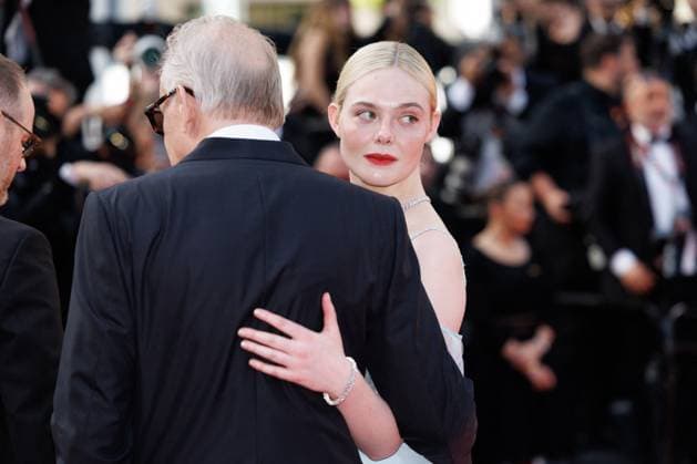 M Montée des marches de la cérémonie de clôture du 78ème Festival International du Film de Cannes Stellan Skarsgard, Elle Fanning Montée des marches de la cérémonie de clôture du 78ème Festival International du Film de Cannes, au Palais des Festivals à Cannes Le 24 mai 2025 Jacovides Moreau Bestimage Red carpet for the closing ceremony during the 78th Cannes International Film Festival at the Palais des Festivals in Cannes, France On may 24th 2025 Cannes France  Copyright: xJACOVIDES-MOREAUx xBESTIMAGExJACOVIDES-MOREAUx xBESTIMAGEx