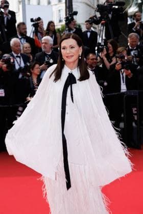 Iris Berben Montée des marches de la cérémonie de clôture du 78ème Festival International du Film de Cannes, au Palais des Festivals à Cannes On may 24th 2025 Jacovides Moreau Bestimage Red carpet for the closing ceremony during the 78th Cannes International Film Festival at the Palais des Festivals in Cannes, France On may 24th 2025 Cannes France  Copyright: xJACOVIDES-MOREAUx xBESTIMAGExJACOVIDES-MOREAUx xBESTIMAGEx