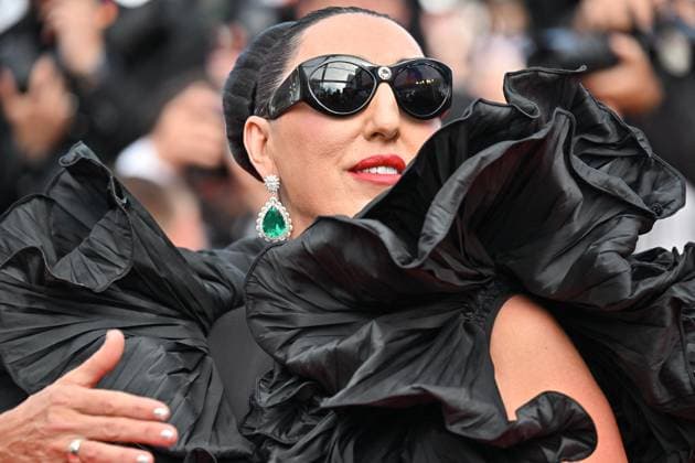 Cannes Closing Ceremony Photocall JR Rossy de Palma attending the closing ceremony at 78th Cannes Film Festival in Cannes, France on May, 23, 2025. Photo by Julien Reynaud APS-Medias ABACAPRESS.COM Cannes France  Copyright: xReynaudxJulien APS-Medias ABACAx