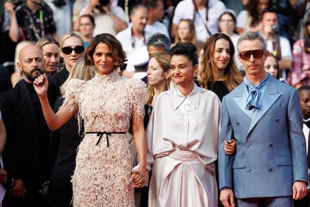 Montée des marches de la cérémonie de clôture du 78ème Festival International du Film de Cannes Halle Berry, Payal Kapadia, Jeremy Strong Montée des marches de la cérémonie de clôture du 78ème Festival International du Film de Cannes, au Palais des Festivals à Cannes Le 24 mai 2025 Jacovides Moreau Bestimage Red carpet for the closing ceremony during the 78th Cannes International Film Festival at the Palais des Festivals in Cannes, France On may 24th 2025 Cannes France  Copyright: xJACOVIDES-MOREAUx xBESTIMAGExJACOVIDES-MOREAUx xBESTIMAGEx