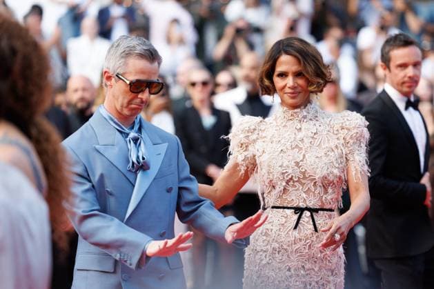 Montée des marches de la cérémonie de clôture du 78ème Festival International du Film de Cannes Jeremy Strong, Halle Berry Montée des marches de la cérémonie de clôture du 78ème Festival International du Film de Cannes, au Palais des Festivals à Cannes Le 24 mai 2025 Jacovides Moreau Bestimage Red carpet for the closing ceremony during the 78th Cannes International Film Festival at the Palais des Festivals in Cannes, France On may 24th 2025 Cannes France  Copyright: xJACOVIDES-MOREAUx xBESTIMAGExJACOVIDES-MOREAUx xBESTIMAGEx