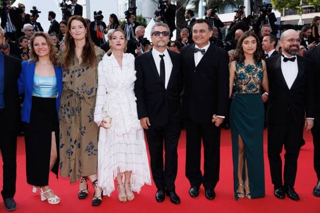 Montée des marches de la cérémonie de clôture du 78ème Festival International du Film de Cannes Guest Montée des marches de la cérémonie de clôture du 78ème Festival International du Film de Cannes, au Palais des Festivals à Cannes Le 24 mai 2025 Jacovides Moreau Bestimage Red carpet for the closing ceremony during the 78th Cannes International Film Festival at the Palais des Festivals in Cannes, France On may 24th 2025 Cannes France  Copyright: xJACOVIDES-MOREAUx xBESTIMAGExJACOVIDES-MOREAUx xBESTIMAGEx
