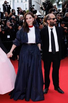 Montée des marches de la cérémonie de clôture du 78ème Festival International du Film de Cannes Juliette Binoche, Carlos Reygadas Montée des marches de la cérémonie de clôture du 78ème Festival International du Film de Cannes, au Palais des Festivals à Cannes Le 24 mai 2025 Jacovides Moreau Bestimage Red carpet for the closing ceremony during the 78th Cannes International Film Festival at the Palais des Festivals in Cannes, France On may 24th 2025 Cannes France  Copyright: xJACOVIDES-MOREAUx xBESTIMAGExJACOVIDES-MOREAUx xBESTIMAGEx