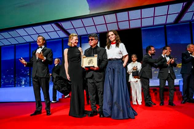 78eme Festival International du Film de Cannes Ceremonie de remise de prix 78th International Cannes Film Festival Closing ceremony and awards 445097 2025 05 24 France Binoche, Juliette Blanchett, Cate  Copyright: xSergexArnalx xStarfacex STAR_445097_111