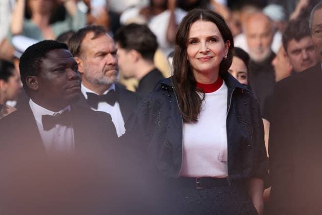 Cannes - Closing Ceremony Red Carpet Juliette Binoche attend the closing ceremony red carpet at the 78th annual Cannes Film Festival at Palais des Festivals on May 24, 2025 in Cannes, France Photo by Shootpix ABACAPRESS.COM Cannes France  Copyright: xShootPix ABACAx