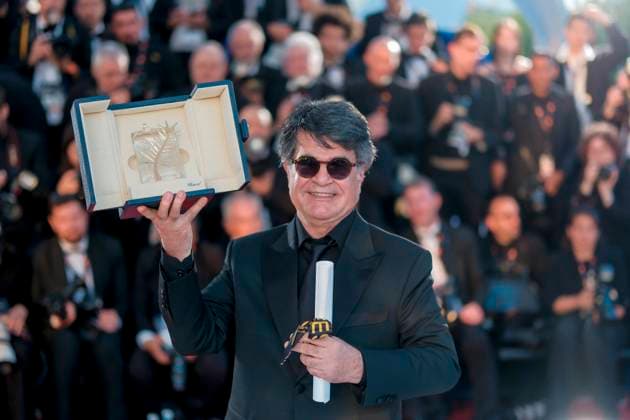 78eme Festival International du Film de Cannes Photocell des palmes 78th International Cannes Film Festival Photocall with winners Palme dOr pour son film Un simple accident 445099 2025 05 24 France Panahi, Jafar  Copyright: xFranckxBoutonnetx xStarfacex STAR_445099_040