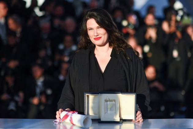 Cannes Winners Photocall AM Mascha Schilinski poses with the Jury Prize (TIE) for Sound of Falling during the Palme D Or Winners photocall in Cannes, France on May 24, 2025 as part of the 78th Cannes Film Festival. Photo by Aurore Marechal ABACAPRESS.COM Cannes France  Copyright: xMarechalxAurore ABACAx
