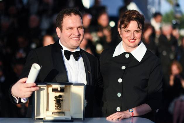 Cannes Winners Photocall AM Hasan Hadi, winner of the Camera d’Or for Best First Film for The President’s Cake , and Camera d Or Jury President Alice Rohrwacher pose with the Camera d’Or for Best First Film during the Palme D Or Winners photocall in Cannes, France on May 24, 2025 as part of the 78th Cannes Film Festival. Photo by Aurore Marechal ABACAPRESS.COM Cannes France  Copyright: xMarechalxAurore ABACAx