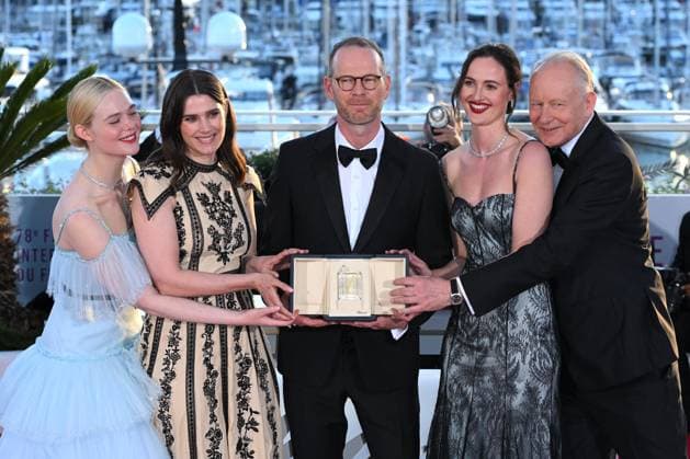 Cannes, 78th Cannes Film Festival 2025, Photocall Winners Cannes, 78th Cannes Film Festival 2025, Photocall Palmares In the photo Stellan Skarsgard, Renate Reinsve, Elle Fanning, Joachim Trier, Inga Ibsdotter Lilleaas Cannes France  Copyright: xIPA ABACAx