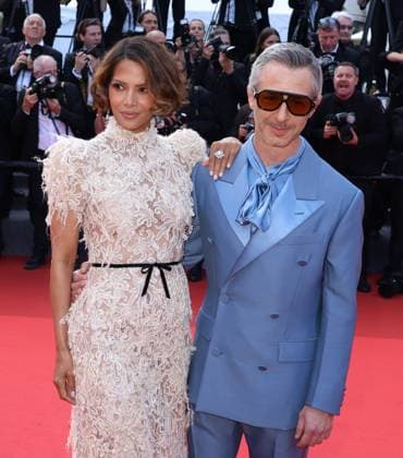 78eme Festival International du Film de Cannes Montée des marches Clôture 78th Cannes Film Festival Red carpet of the closing ceremony Halle Berry and Jeremy Strong 445106 2025 05 24 Cannes France  Copyright: xIsabellexVautierx xStarfacex STAR_445106_114