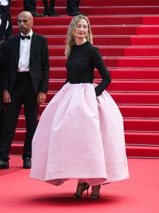 Internationale Filmfestspiele von Cannes 2025, Die schönsten Looks Cannes, France: Cannes, 78th Cannes Film Festival 2025 - Final Night - Closing Ceremony Red Carpet. Pictured: Alba Rohrwacher Cannes France  - ZUMAp169 20250524_zea_p169_2119 Copyright: xSimonexComix