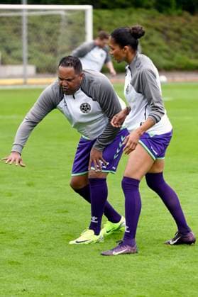 Ailton and Yasmin K at the charity soccer match Kicken mit Stars in the Eilenriedestadion Hanover, 25 05 2025 Foto:xC.xNiehausx xFuturexImagex kicken_5532