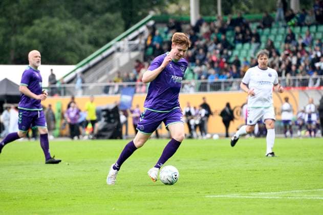 Jannik Freestyle at the charity soccer match Kicken mit Stars in the Eilenriedestadion Hanover, 25 05 2025 Foto:xC.xNiehausx xFuturexImagex kicken_5573