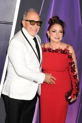 LAS VEGAS, NV - MAY 26: **EDITORIAL USE ONLY** Emilio Estefan and Gloria Estefan at the 2025 American Music Awards at Fontainebleau Las Vegas on May 26, 2025 in Las Vegas, Nevada. Copyright: xJeffreyxMayerx