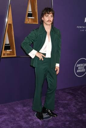 LAS VEGAS, NV - MAY 26: **EDITORIAL USE ONLY** Benson Boone at the 2025 American Music Awards at Fontainebleau Las Vegas on May 26, 2025 in Las Vegas, Nevada. Copyright: xJeffreyxMayerx