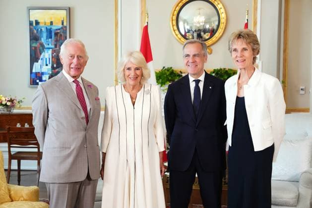 May 26, 2025, Ottawa, On, Canada: King Charles, left to right, Queen Camilla, Prime Minister Mark Carney and his wife Diana Fox Carney pose for a family portrait at Rideau Hall in Ottawa during a royal visit on Monday, May 26, 2025. Ottawa Canada  - ZUMAc35_ 20250526_zaf_c35_177 Copyright: xSeanxKilpatrickx