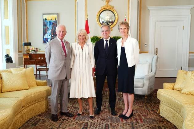 May 26, 2025, Ottawa, On, Canada: King Charles, left to right, Queen Camilla, Prime Minister Mark Carney and his wife Diana Fox Carney pose for a family portrait at Rideau Hall in Ottawa during a royal visit on Monday, May 26, 2025. Ottawa Canada  - ZUMAc35_ 20250526_zaf_c35_178 Copyright: xSeanxKilpatrickx