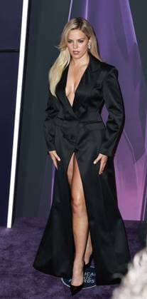 2025 American Music Awards arrivals at Fontainebleau Las Vegas Featuring: Renee Rapp Where: Las Vegas, Nevada, United States When: 26 May 2025 Credit: Judy Eddy Cover Images EDITORIAL USE ONLY. NOT FOR USE BY NEWSPAPERS BASED IN THE UK. Copyright: xx coverimg54801036