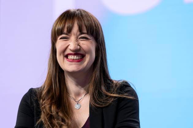 News Themen der Woche KW22 News Bilder des Tages re:publica 2025 Heidi Reichinnek, Vorsitzende der Partei Die Linke, und Johnny Haeusler, Gründer der re:publica, sprechen gemeinsam auf der re:publica 2025, die von der Station Berlin veranstaltet wird. *** re publica 2025 Heidi Reichinnek, Chairwoman of the Left Party, and Johnny Haeusler, founder of re publica, speak together at re publica 2025, organized by Station Berlin Copyright: xEVENTPRESSxJeremyxKnowlesx