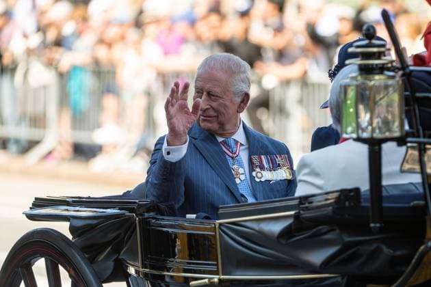 May 27, 2025, Ottawa, On, Canada: King Charles travels by CanadaöÄÃ s State Landau towards the Senate of Canada building in Ottawa on Tuesday, May 27, 2025. Ottawa Canada  - ZUMAc35_ 20250527_zaf_c35_025 Copyright: xSpencerxColbyx