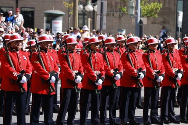Britain s King Charles and Queen Camilla state visit to Ottawa, Canada, 27 May 2025 Ottawa, Canada, 27 May 2025: Britain s King Charles III and Queen Camilla are welcomed by a military parade along Wellington Street as they arrive at the Senate building in Ottawa for the state opening of the Canadian Parliament., Credit:Ian Vogler Avalon Canada, Ottawa  Copyright: xIanxVoglerx xAvalonx 1003870476