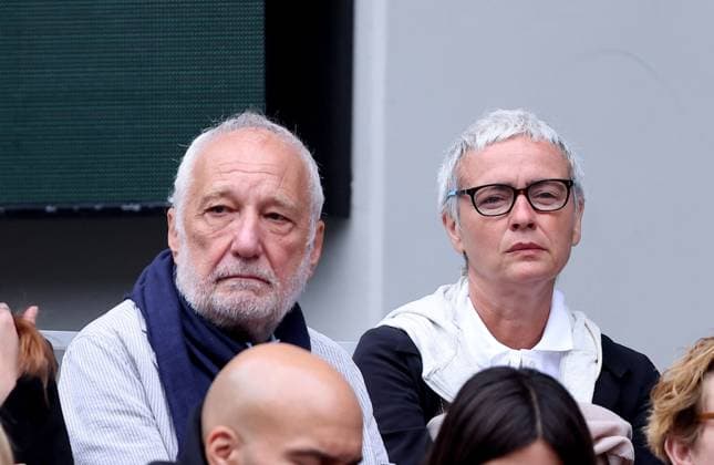 Celebs in the stands during the Roland Garros International Tennis 2025 François Berléand and his wife Alexia Stresi in the stands during the Roland Garros International Tennis 2025, in Paris, France, on May 27, 2025 Jacovides Moreau Bestimage Celebs in the stands during the Roland Garros International Tennis 2025, in Paris, France, on May 27, 2025 Jacovides Moreau Bestimage Paris France  Copyright: xJACOVIDES-MOREAUx xBESTIMAGExJACOVIDES-MOREAUx xBESTIMAGEx