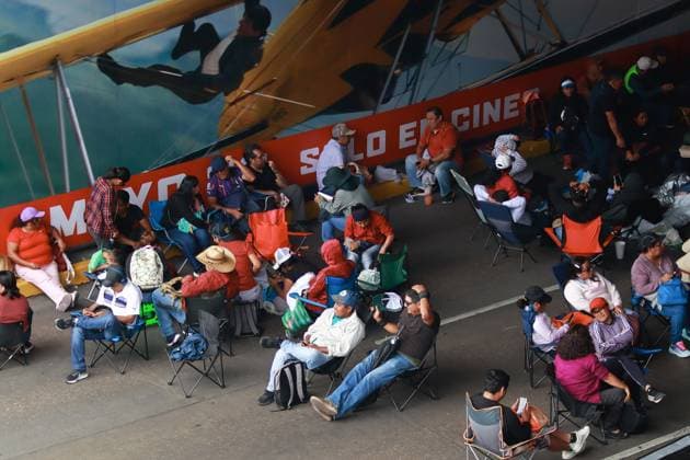 National Coordination of Education Workers Demonstration Teachers belonging to the National Coordination of Education Workers (CNTE) blocking circuito interior Avenue awaiting a resolution to the dialogue they are holding at the Ministry of the Interior. on May 28, 2025 in Mexico City, Mexico. Mexico City CDMX Mexico Copyright: xCarlosxSantiagox