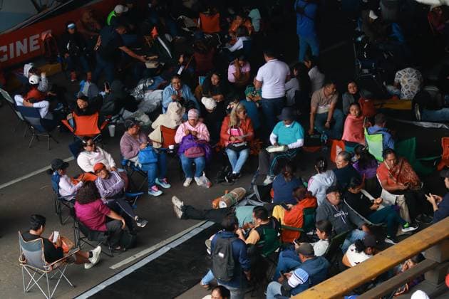 National Coordination of Education Workers Demonstration Teachers belonging to the National Coordination of Education Workers (CNTE) blocking circuito interior Avenue awaiting a resolution to the dialogue they are holding at the Ministry of the Interior. on May 28, 2025 in Mexico City, Mexico. Mexico City CDMX Mexico Copyright: xCarlosxSantiagox