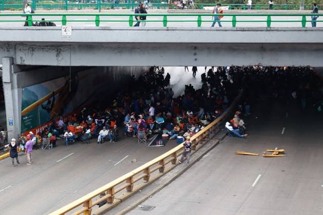 National Coordination of Education Workers Demonstration Teachers belonging to the National Coordination of Education Workers (CNTE) blocking circuito interior Avenue awaiting a resolution to the dialogue they are holding at the Ministry of the Interior. on May 28, 2025 in Mexico City, Mexico. Mexico City CDMX Mexico Copyright: xCarlosxSantiagox