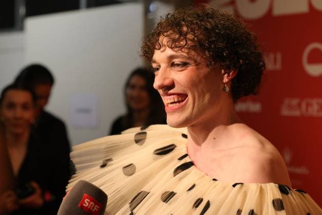 Nemo 18 Swiss Music Awards 2025 Nemo, winner of the Betonklotz in the categories Best Solo Act and Best Hit, gives an interview to Swiss television SRF Presentation of the 18 Swiss Music Awards on 28 05 2025 at Hallenstadion Zurich Canton Zurich, Switzerland
